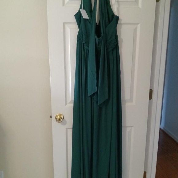 David’s Bridal Gown - Picture 2 of 3